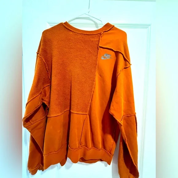 Nike Burnt Orange Sweatshirt - Picture 1 of 3